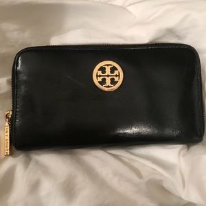 Tory Burch wallet